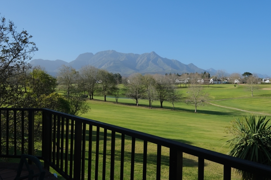 To Let 3 Bedroom Property for Rent in Fancourt Western Cape
